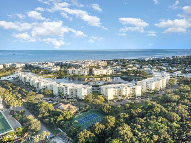 Building Photo - 8961 Lake Dr