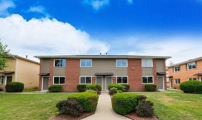 Building Photo - The Boulevard Townhomes