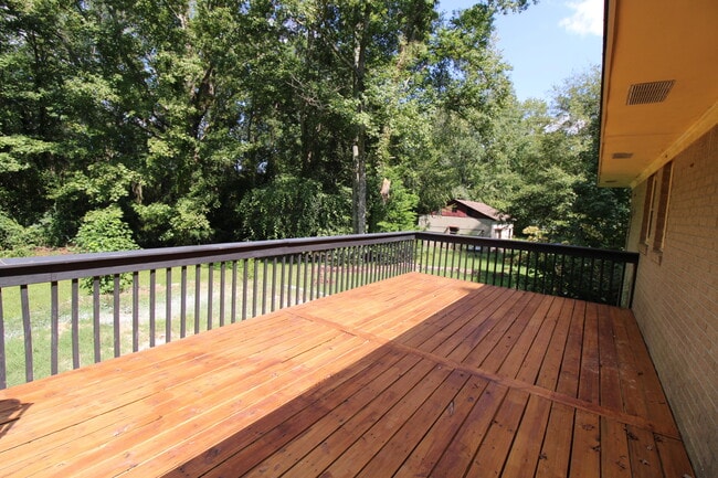 Building Photo - 4385 Red Lane Rd