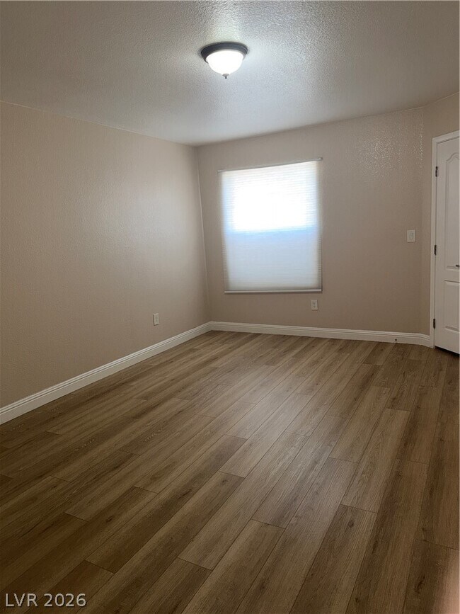 Building Photo - 5055 W Hacienda Ave