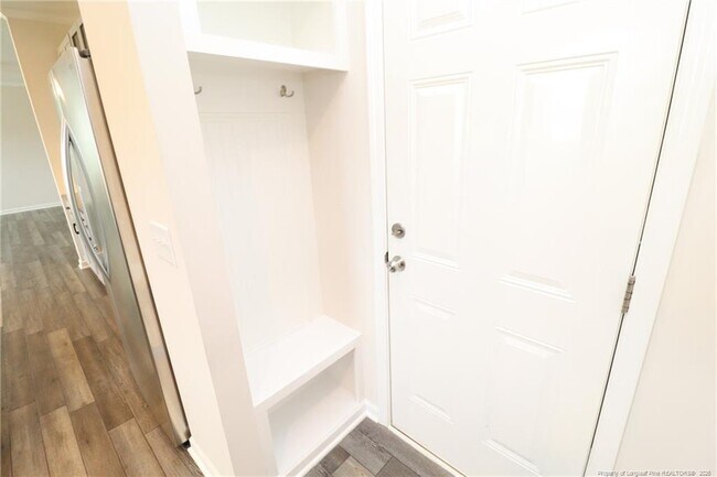 Building Photo - 114 Scoville Rd