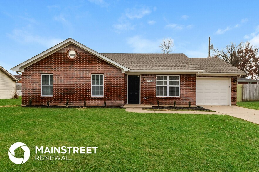 Primary Photo - 1800 Field Dr