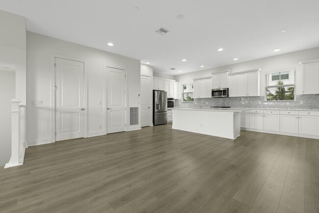 Building Photo - 5143 Beckman Ter