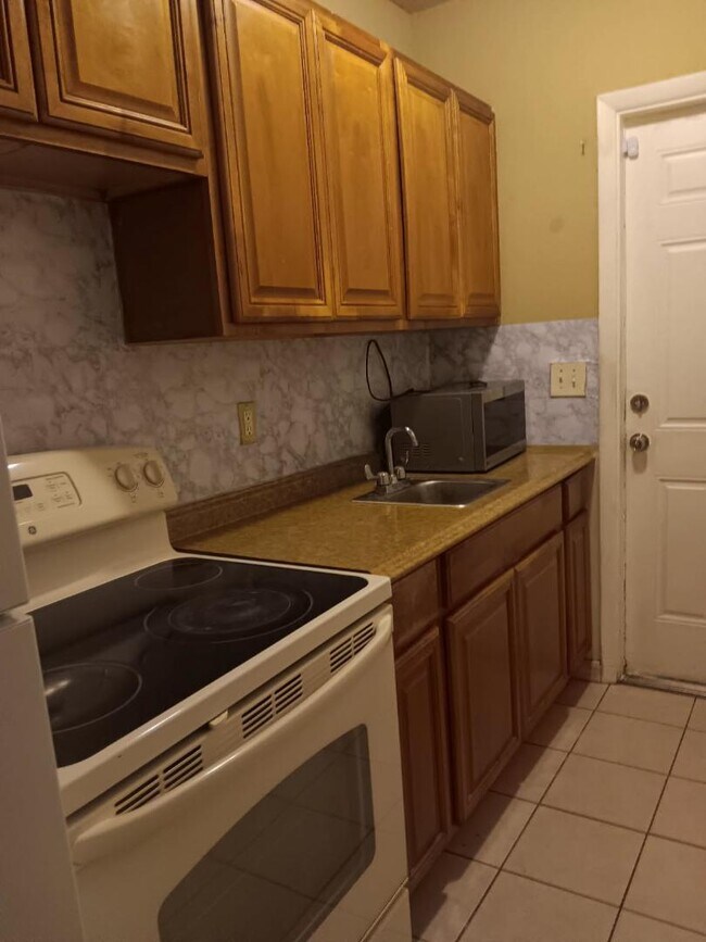 Building Photo - 3169 Mc Sherry Dr
