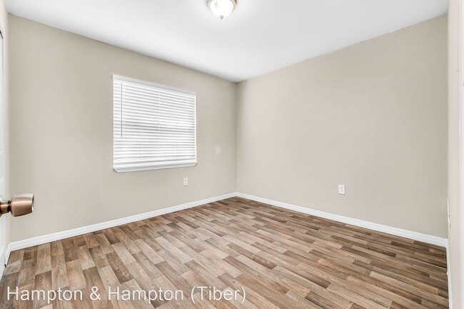 Building Photo - 2 br, 1 bath House - 1100 BIRCHWOOD CT UNIT B