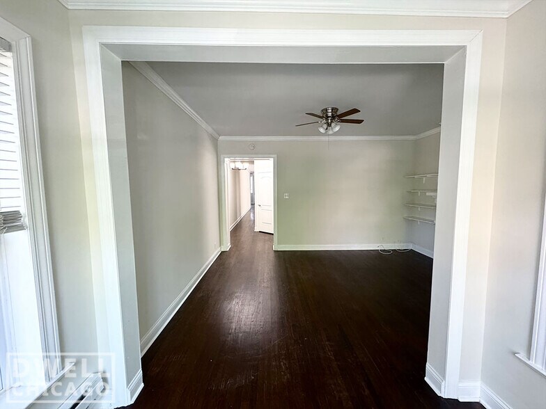 Building Photo - 920 Judson Ave