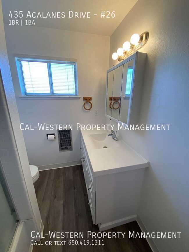 Building Photo - Large 1 bed 1 bath 2nd flr apt