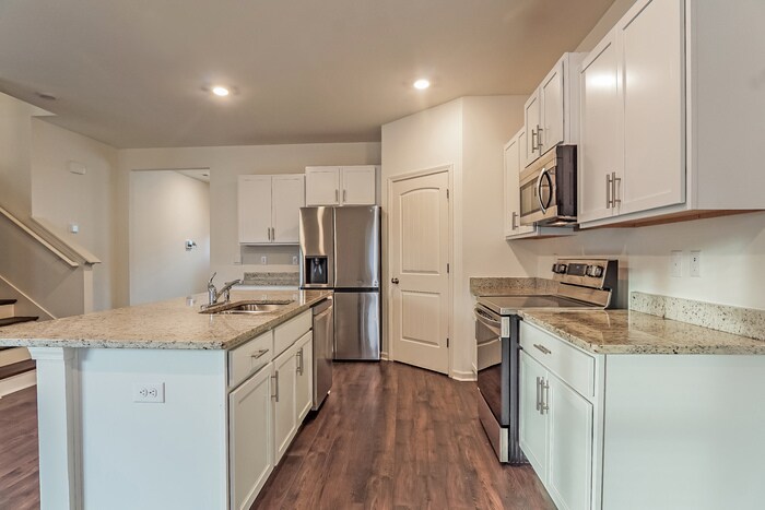 Building Photo - 5757 Timber Leaf Lp