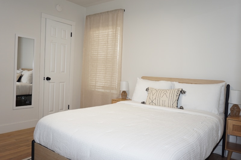 Building Photo - 326 Wilkinson Dr SE