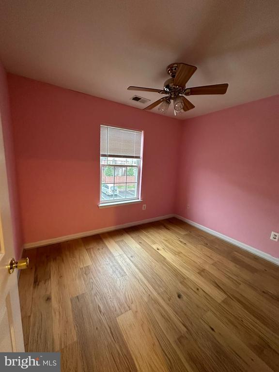 Building Photo - 218 Kirby St