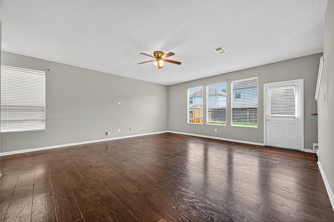 Building Photo - 15430 Elm Leaf Pl