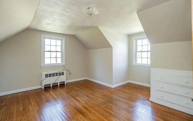 Building Photo - 119 Florida Dr