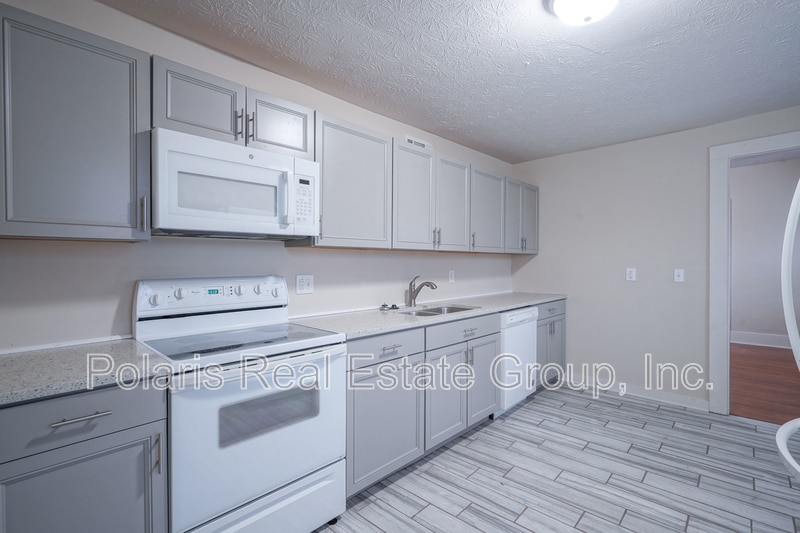 Building Photo - 208 W Williams St