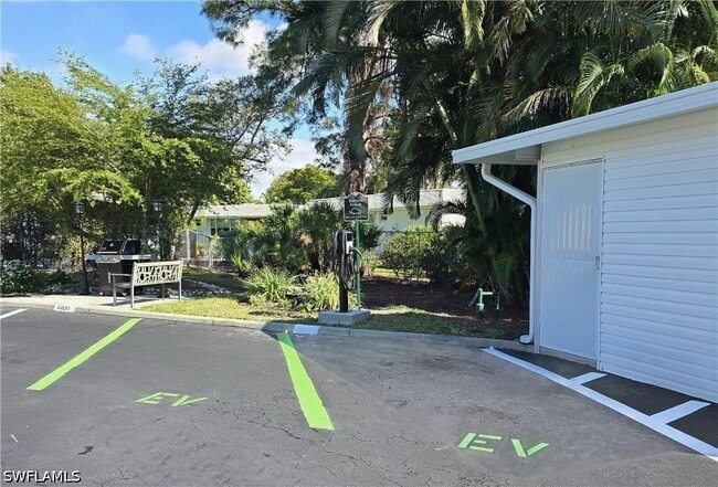 Building Photo - 91 Georgetown Blvd