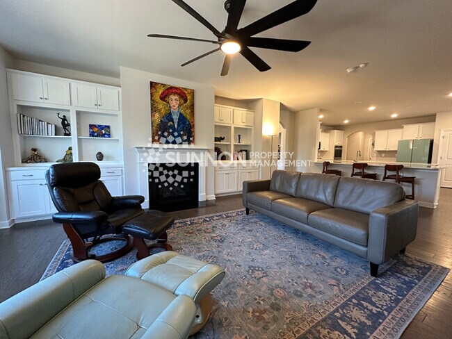 Building Photo - Gorgeous 3 Bed 3 Bath Home in Huntersville