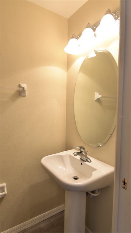 Building Photo - 11012 Black Swan Ct