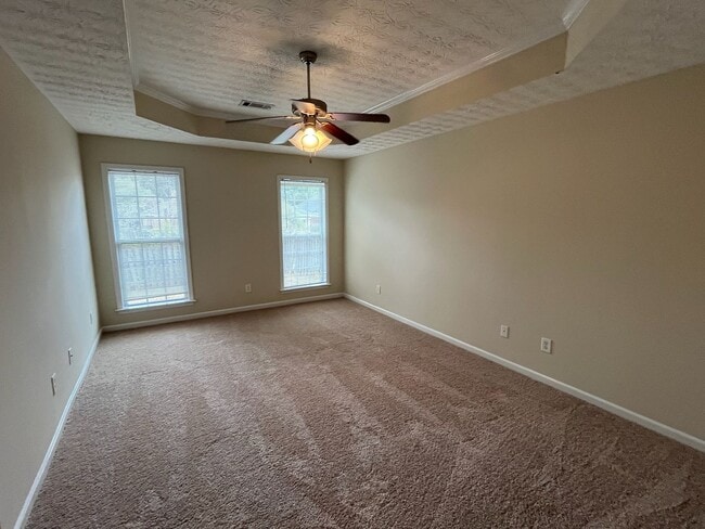 Building Photo - Beautiful Total Electric Home