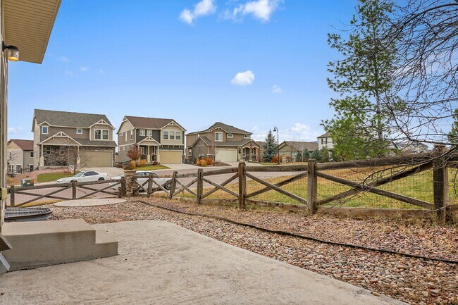 Building Photo - $2,400.00 - 4 Bed, 3.5 Bath Homelocated in the Banning Lewis Ranch neighborhood with Great Commun...