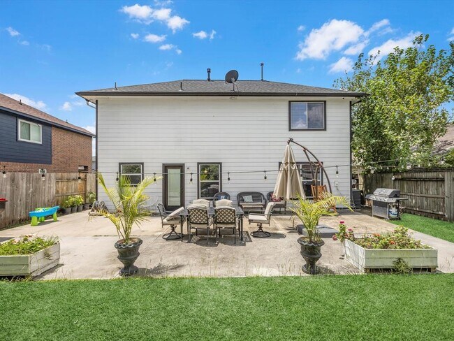 Building Photo - 12227 Greenmesa Dr