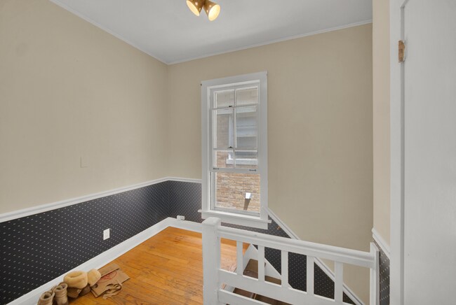 Building Photo - 2036 Sherman Ave