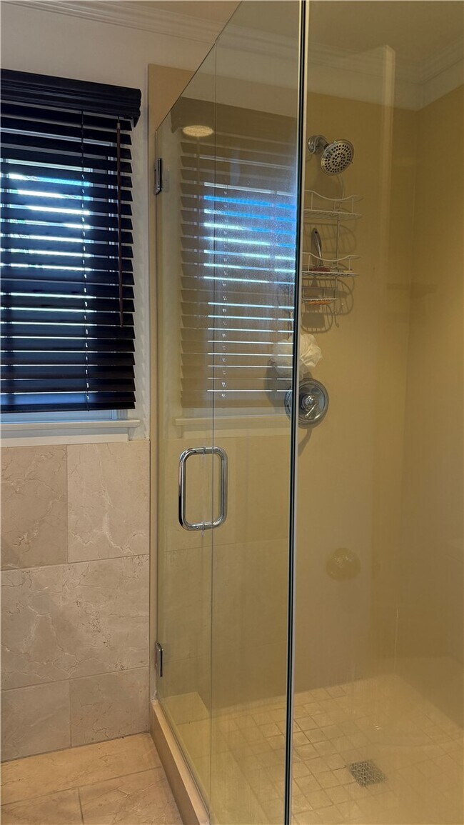 Building Photo - 30 Beacon Bay