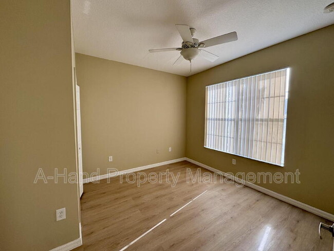 Building Photo - 1413 Retreat Cir