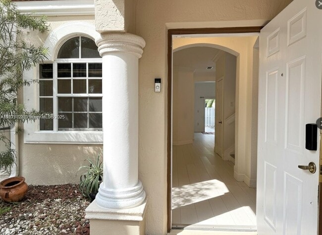 Building Photo - 4959 SW 135th Way