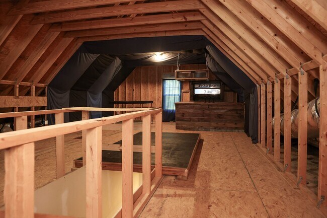 Building Photo - The Landing at Mill Creek community!  Washer / Dryer included