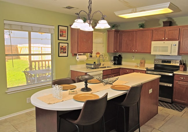 Building Photo - 10015 Cactus Valley