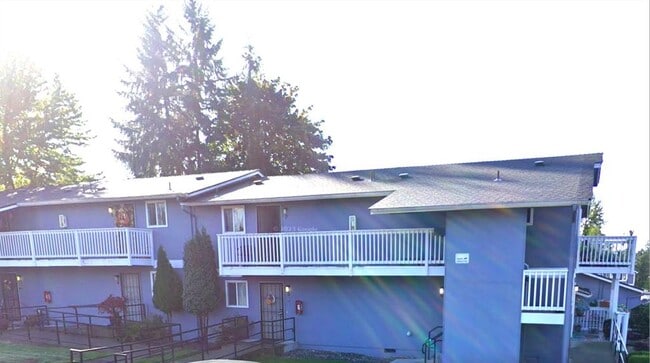 Building Photo - 106 Cascade Ave
