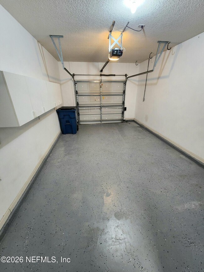 Building Photo - 307 Southern Branch Ln