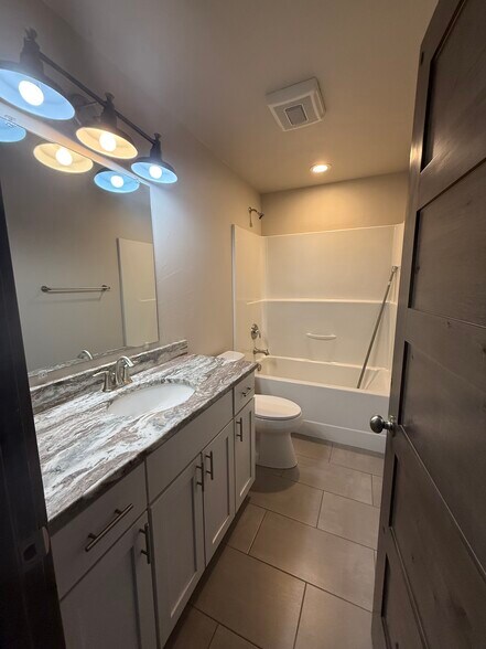 Building Photo - 3357 Sora Way