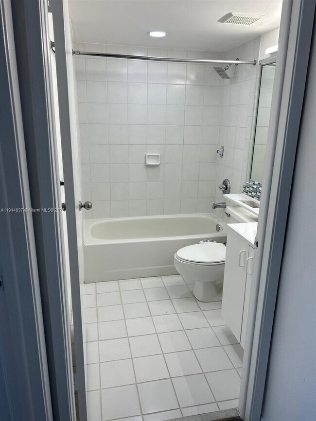 Building Photo - 3300 NE 191st St