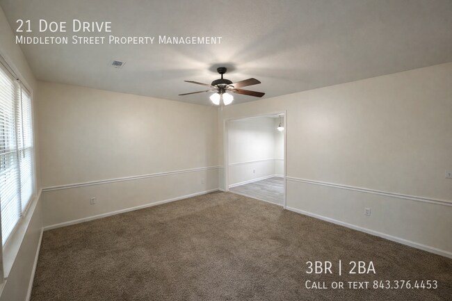 Building Photo - 21 Doe Dr