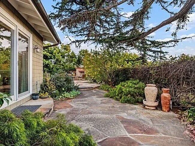 Building Photo - Ideal Location w/ Ocean Views - Perfect Spot for Del Mar Racing Season