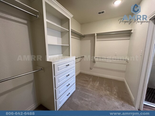 Building Photo - Easy Living with AMRR: Beautiful 4-Bedroom Home Near HEB