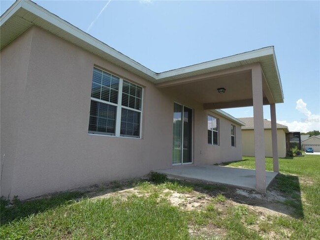 Building Photo - 33848 Emerald Pond Loop