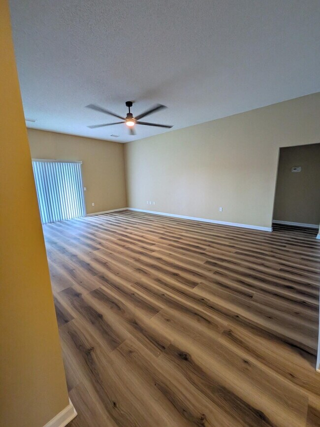 Building Photo - 5211 Moore Loop