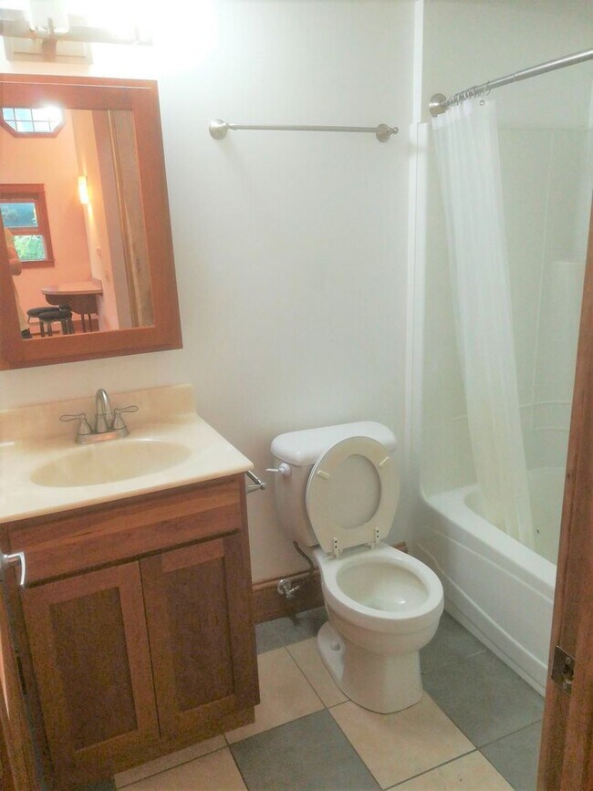 Building Photo - 201 S Aurora St