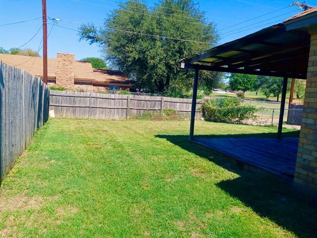 Building Photo - 2303 Markland St