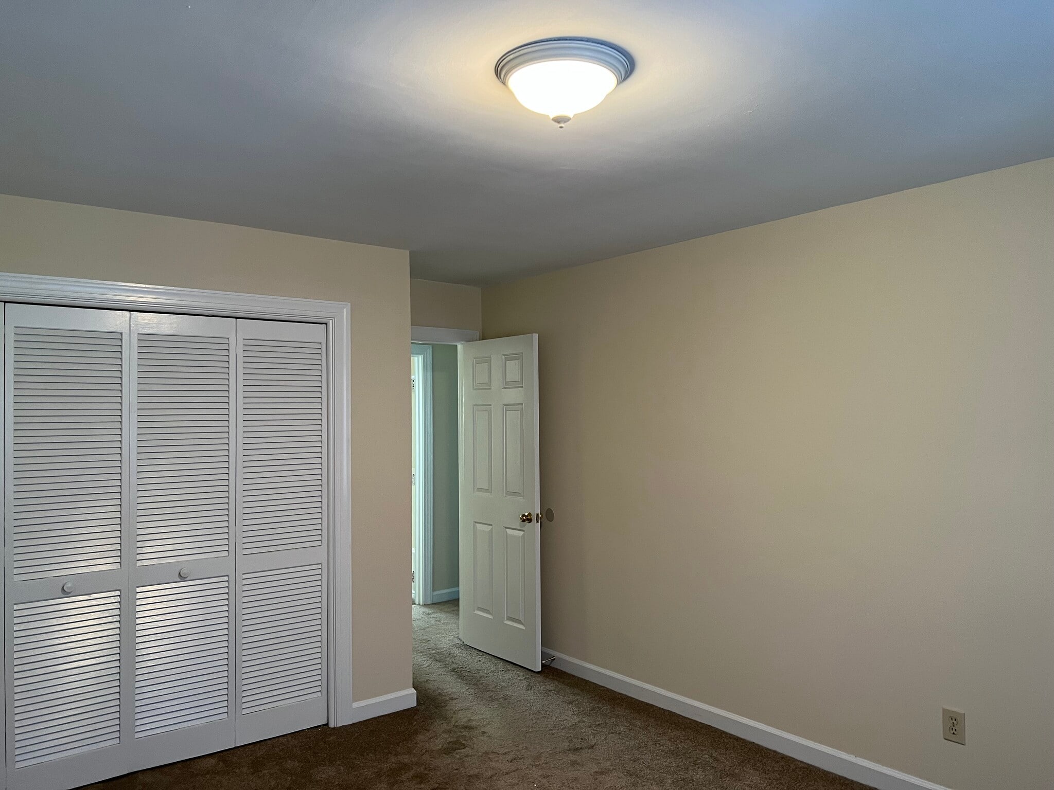 Building Photo - 2505 Saint Christopher Cir SW