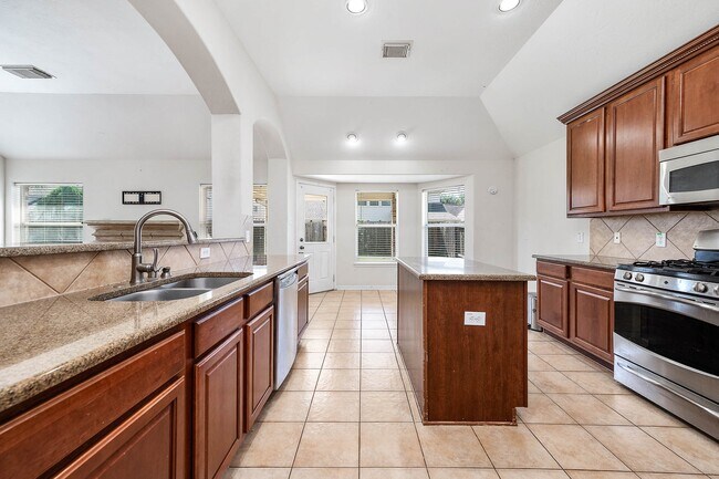 Building Photo - 7814 Rocky Peak Ln