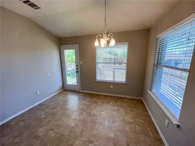 Building Photo - 1011 Burgess Dr