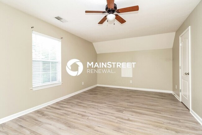 Building Photo - 3 Bedroom Pet-Friendly Home in La Vergne, ...
