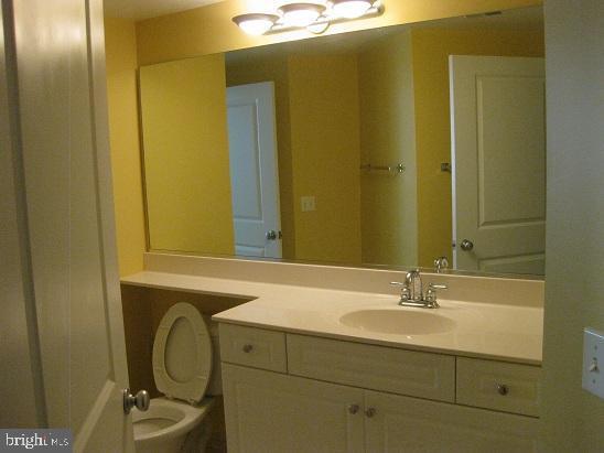 Building Photo - 851 N Glebe Rd