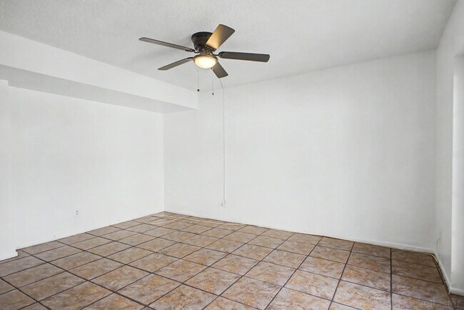 Building Photo - 4522 N 15th Ave