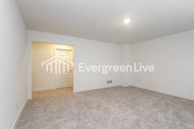 Building Photo - 3566 Cosmic Ct