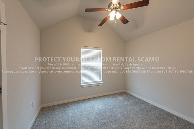 Building Photo - 4375 W Topeka Ave