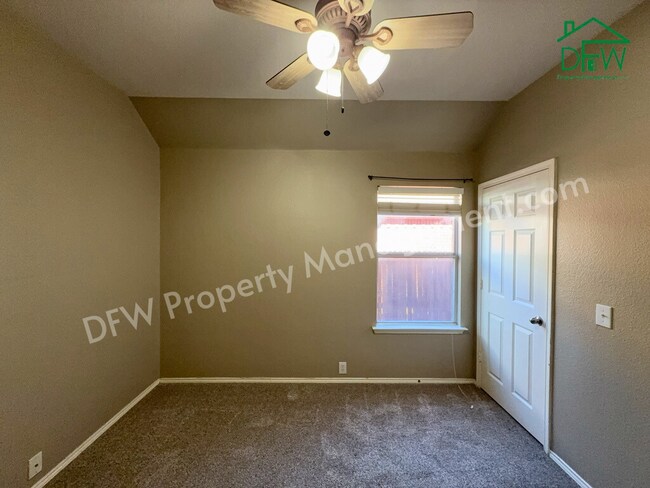 Building Photo - 3024 Peppercorn Dr