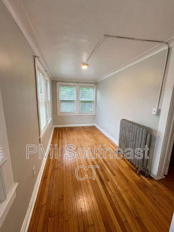 Building Photo - 79 Garfield Ave